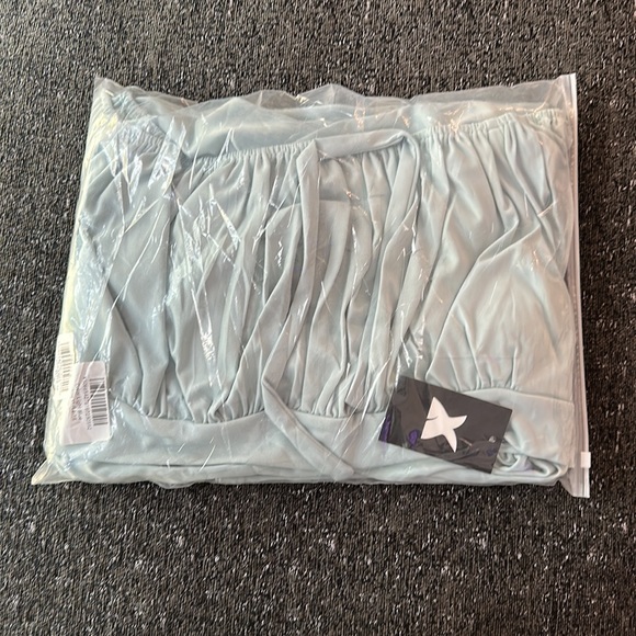 Light Blue more like Sea Foam Shoulder Side Slit Long Sleeve Two Piece Skirt Set - Picture 4 of 4